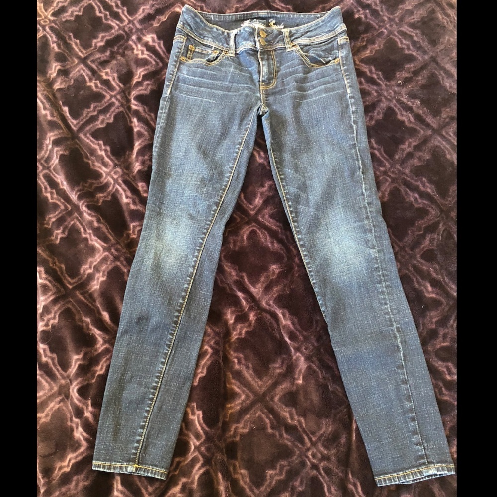 EUC American eagle skinny jeans